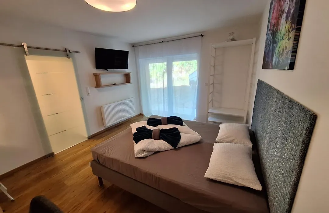 Flataid Gästehaus Graschi - Steinbergstraße-1